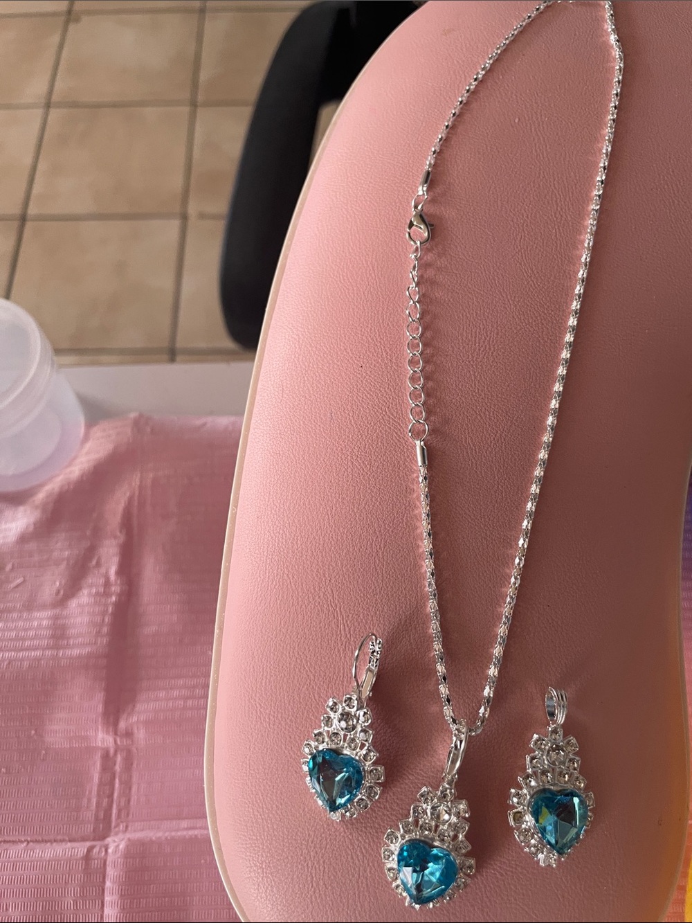 Cadena aretes y anillos